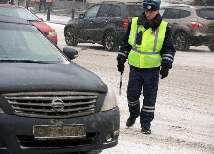 Возможно ли использовать автомобиль ушедшего в мир иной родственника при наличии его включения в страховой полис?